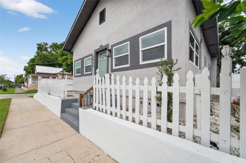 Villa St Louis