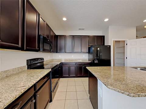 1328 Aroniminik Drive, Mount Dora FL - photo 6 of 6