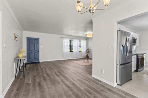 1200 63rd Avenue, St Petersburg FL - photo 11 of 35