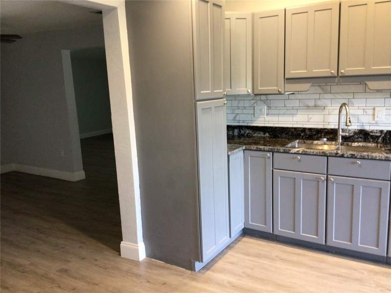 4 bedroom Single Family Residence at 1010 Dakota Avenue, St Cloud 2nd Town Of, St Cloud — photo 5