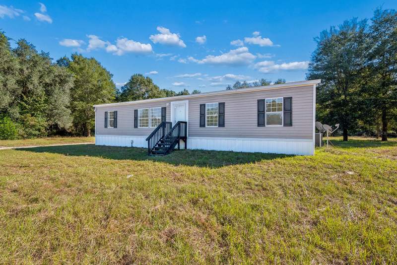 4 bedroom Manufactured Home at 17571 NW 71st Avenue, Suwannee Meadows, Trenton — photo 3