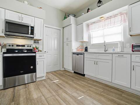 820 Cortez Avenue, The Villages FL - photo 13 of 36