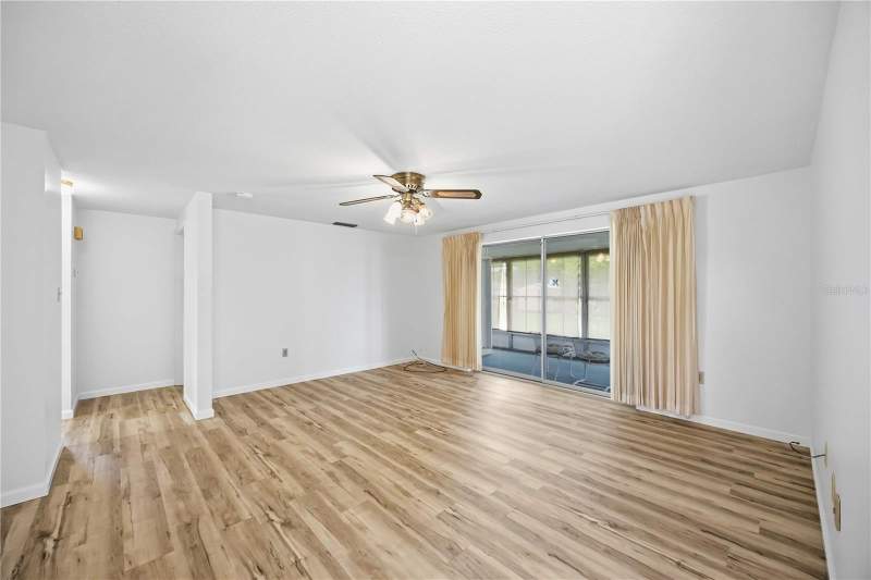 2 bedroom Single Family Residence at 3249 Sunrise Trail, Port Charlotte Sec 001, Port Charlotte — photo 3