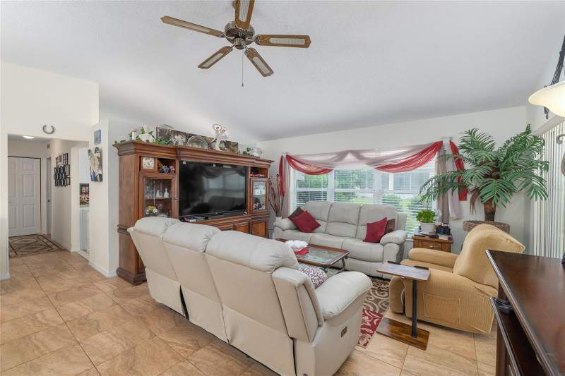2 bedroom Single Family Residence at 11563 SW 74th Court, Oak Run, Ocala — photo 5