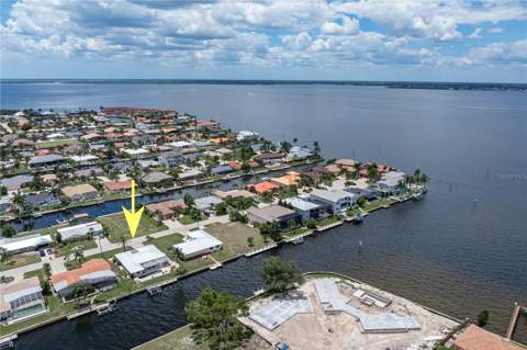 2211 Palm Tree Drive, Punta Gorda FL - photo 14 of 60