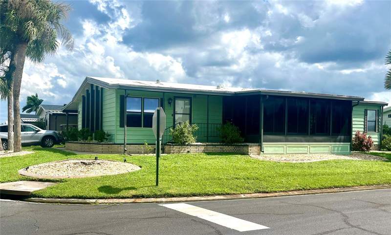 2 bedroom Manufactured Home at 312 Mariner Drive, Harbor Isles III, North Port — photo 3