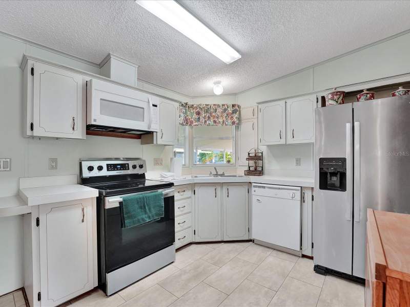 3 bedroom Manufactured Home at 118 Saint Pierres Way, Caribbean Isles Residential Co, Apollo Beach — photo 5