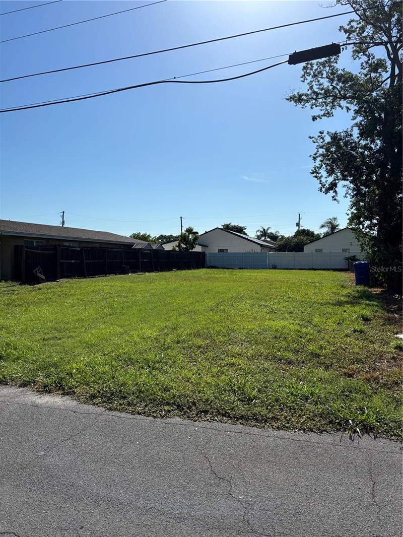 4 bedroom Single Family Residence at 8021 N Clark Avenue, Pinecrest Villa Add 2, Tampa — photo 5