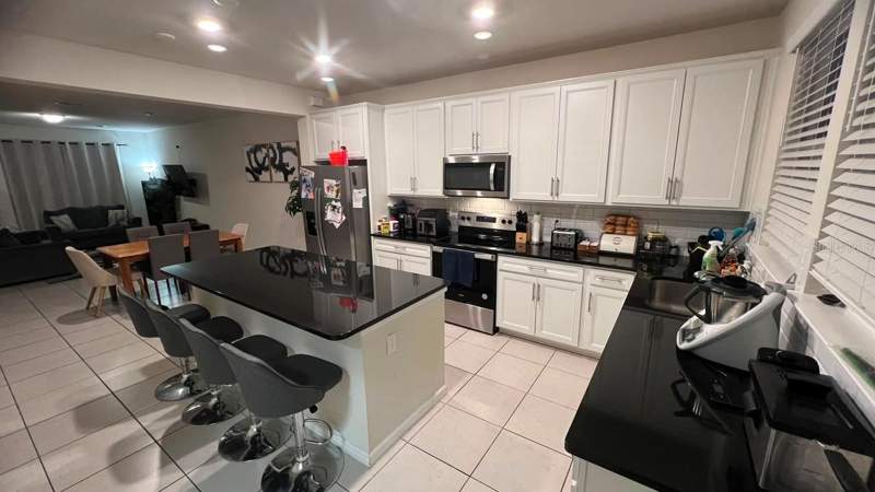 3 bedroom Townhouse at 14339 Sapelo Beach Drive, Isles Of Lake Nona, Orlando — photo 2