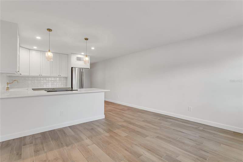 2 bedroom Condominium at 216 36th Avenue #202B, North East Garden Apts, St Petersburg — photo 4