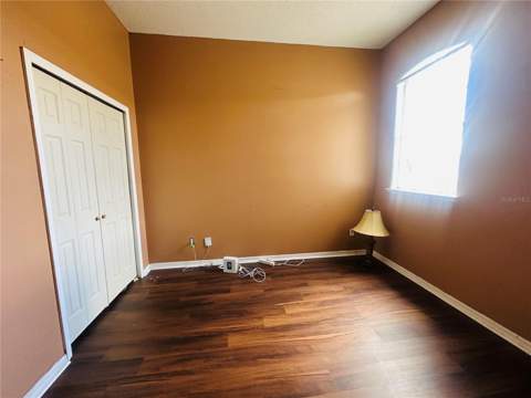 2530 Sand Arbor Circle, Orlando FL - photo 8 of 17