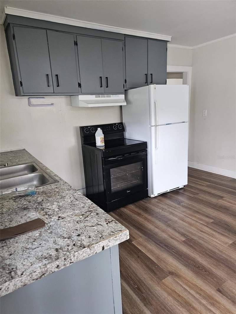 2 bedroom Single Family Residence at 609 NE 8th Avenue, Smith & Daughertys Add, Ocala — photo 5