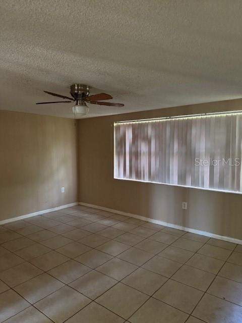 3 bedroom Single Family Residence at 8811 Goshen Lane, Embassy Hills, Port Richey — photo 4