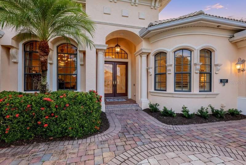 4 bedroom Single Family Residence at 7107 Keswick Lane, Lakewood Ranch Country Club Village, Lakewood Ranch — photo 3