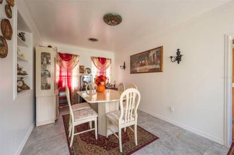 502 Wolfe Street, Wildwood FL - photo 6 of 22