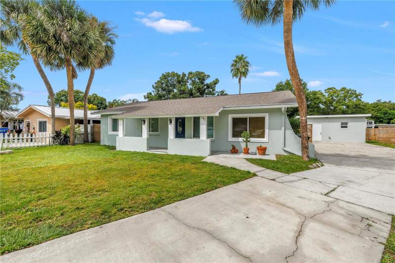 5 bedroom Single Family Residence at 6039 99th Court, Trade Winds Estates Sub, Pinellas Park — photo 2