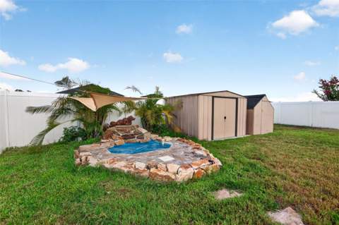 7043 Silverado Ranch Boulevard, Zephyrhills FL - photo 18 of 39