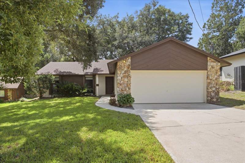 528 E HILLCREST STREET home for sale in Sanlando Longwood