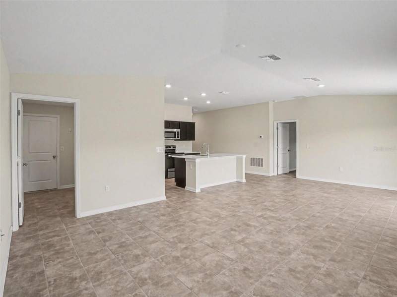 3 bedroom Single Family Residence at 4141 Bull Street, Old Hickory Ph 1 & 2, St Cloud — photo 3