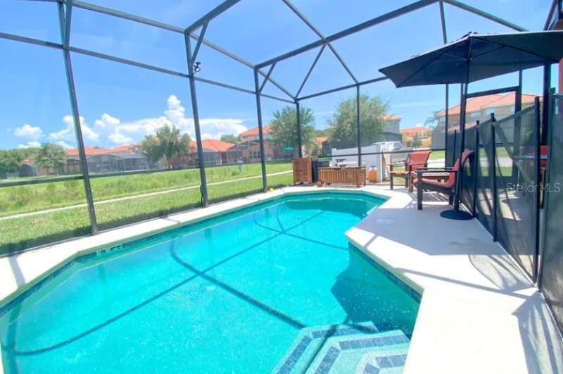 4 bedroom Townhouse at 471 LAS FUENTES DRIVE, BELLAVIDA REP, KISSIMMEE — photo 4