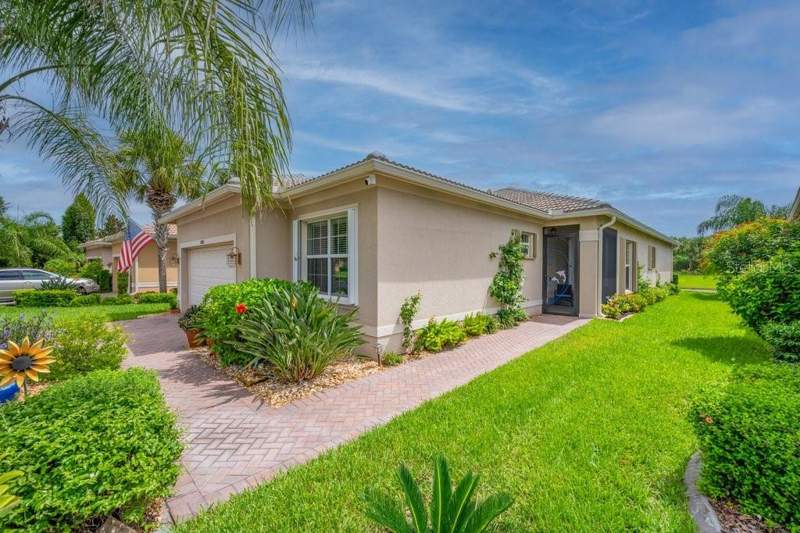 2 bedroom Single Family Residence at 15824 Amber Falls Drive, Valencia Lakes, Wimauma — photo 4