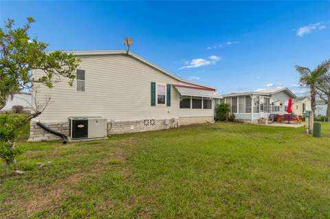 37644 Pinata Avenue, Zephyrhills FL - photo 7 of 79