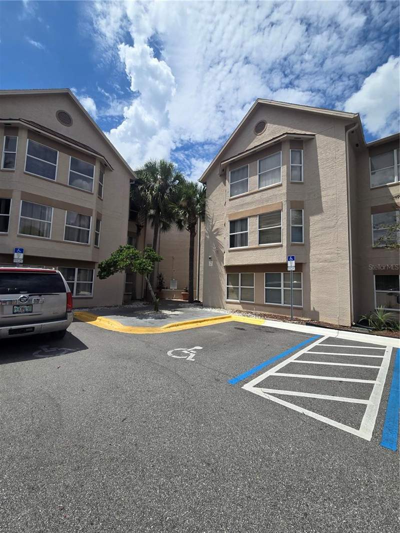 3100 PARKWAY BOULEVARD #752 home for sale in Parkway Palms Resort Maingate Condo