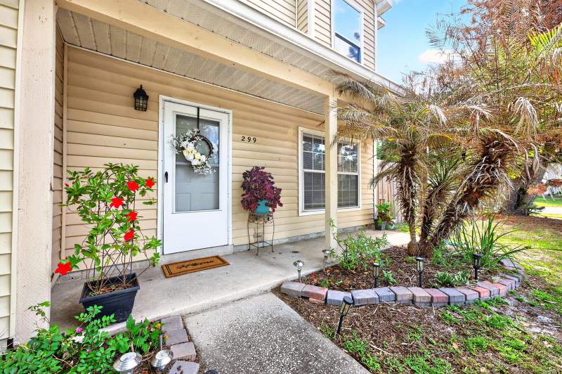 3 bedroom Townhouse at 299 Woodgreen Lane, Mount Greenwood Unit 4 Of, Winter Springs — photo 2