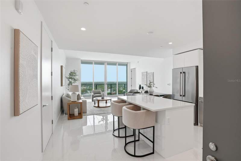 2 bedroom Condominium at 400 Central Avenue #2008, 400 Central, St Petersburg — photo 3