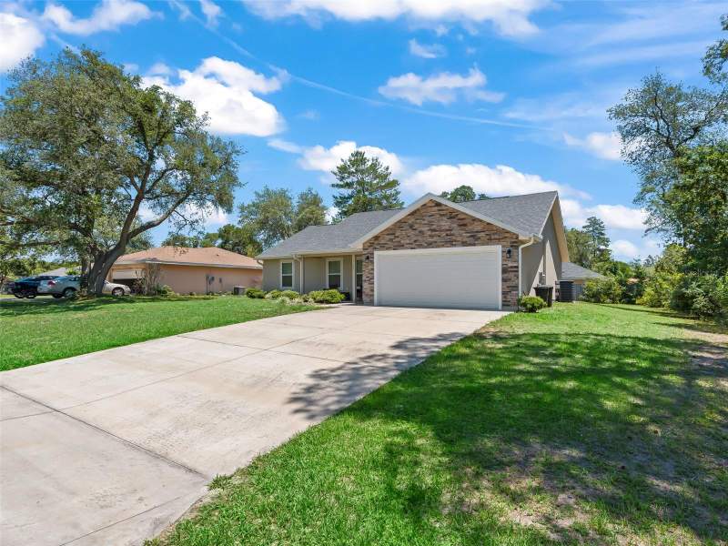 3 bedroom Single Family Residence at 13645 SW 39th Court, Marion Oaks Un 01, Ocala — photo 4