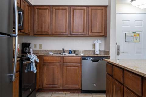 12527 Floridays Resort Drive #611-E, Orlando FL - photo 9 of 70