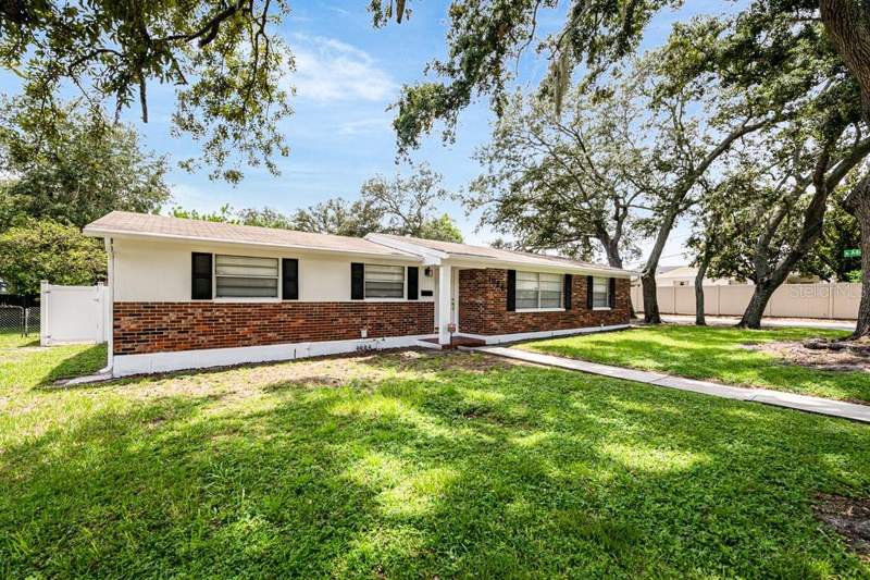 4 bedroom Single Family Residence at 1924 W North Street, Waco First Add To, Tampa — photo 2