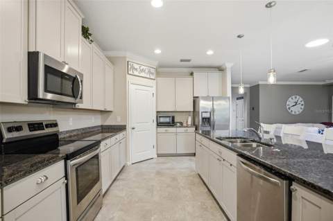 13897 Blythewood Drive, Spring Hill FL - photo 17 of 85