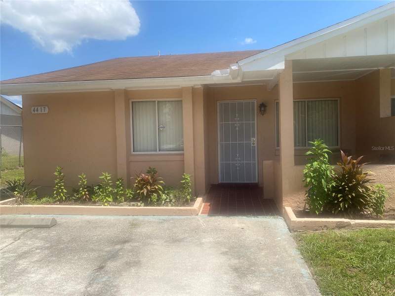 2 bedroom Half Duplex at 4417 CONTINENTAL BOULEVARD, NORTH LAWNE VILLAS, ORLANDO — photo 1