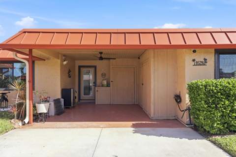 9528 Antiqua Cove #9528, Bradenton FL - photo 13 of 58