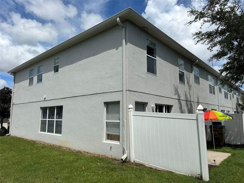 3 bedroom Townhouse at 2510 Hassonite Street, Amber Pointe, Kissimmee — photo 3