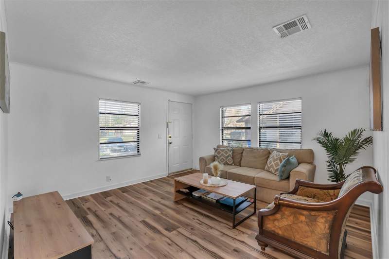 2 bedroom Condominium at 373 Eron Way #47, Townhomes Winter Garden, Winter Garden — photo 4