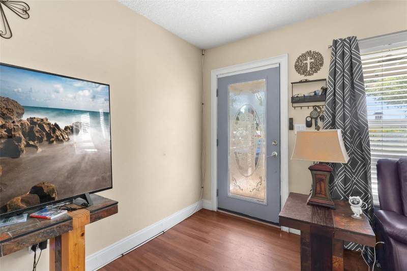 4 bedroom Single Family Residence at 14407 Lake Junietta Drive, Lake Junietta Homesites, Tavares — photo 5