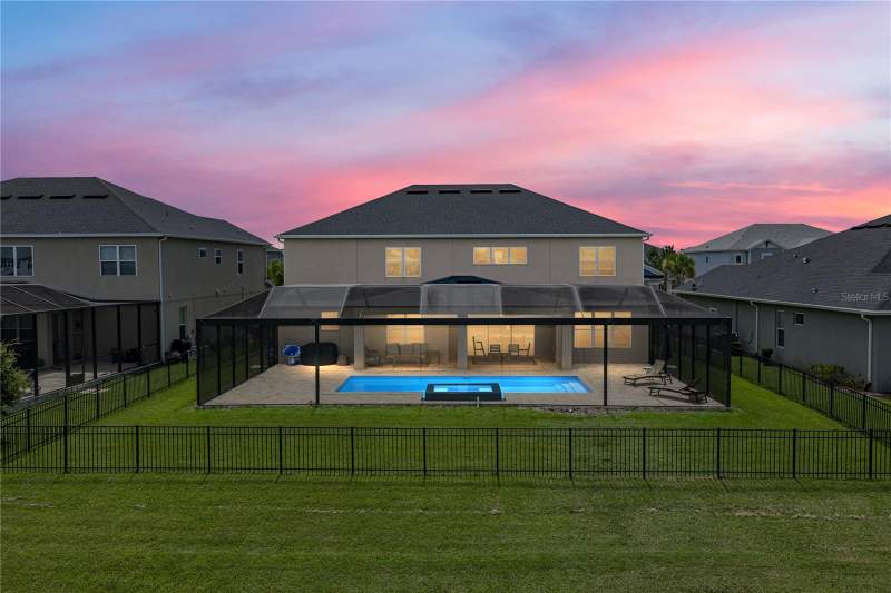 6 bedroom Single Family Residence at 6978 Bradbury Circle, Watergrass Prcl E-1, Wesley Chapel — photo 2