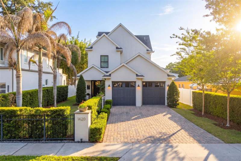 1420 MAGNOLIA AVENUE home for sale in Lake Knowles Terrace