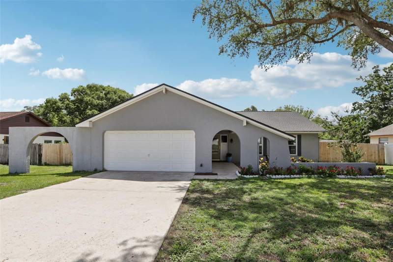 1009 BLACK KNIGHT DRIVE home for sale in Lakemont