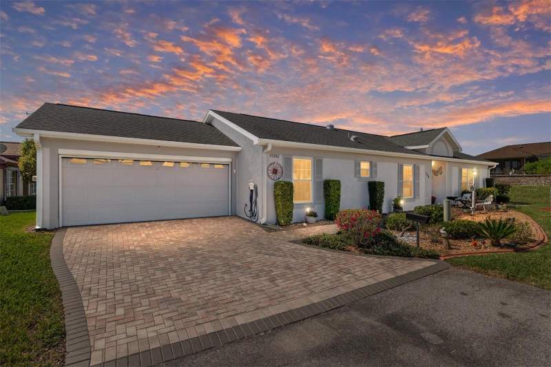 2 bedroom Villa at 17380 SE 111th Court, Stonecrest, Summerfield — photo 2