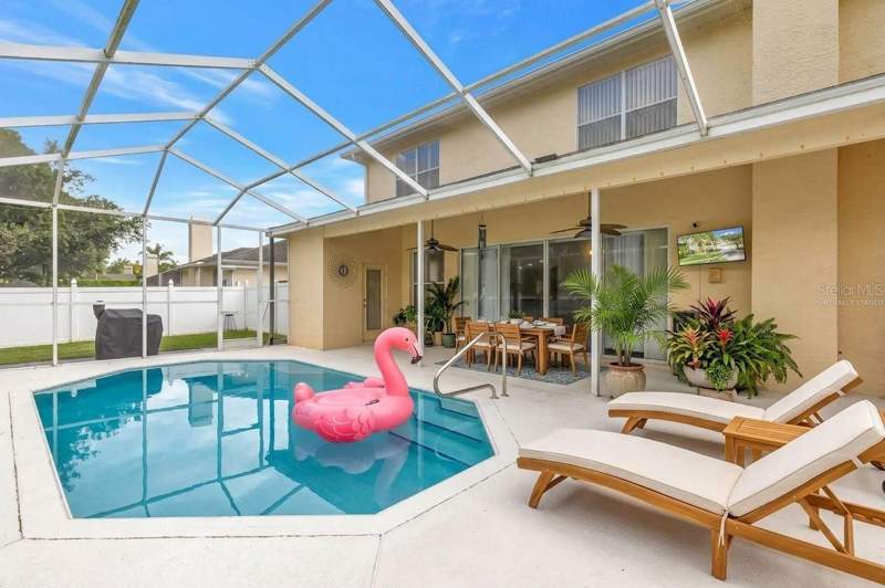 5 bedroom Single Family Residence at 10210 Vista Pointe Drive, Countryway Prcl B Trct 7 Ph 1, Tampa — photo 2