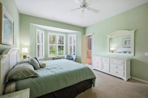 9413 Forest Hills Circle, Sarasota FL - photo 24 of 90