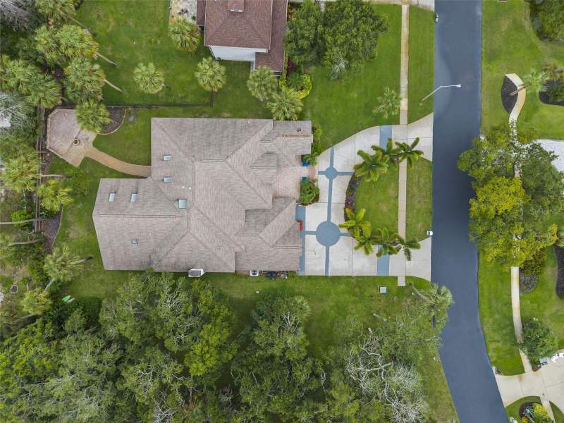 4 bedroom Single Family Residence at 1705 Meyers Cove Drive, Meyers Cove, Tarpon Springs — photo 4