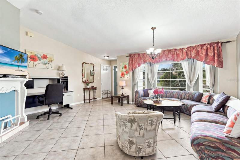 3 bedroom Single Family Residence at 468 Harland Street, Warm Mineral Spgs, North Port — photo 4