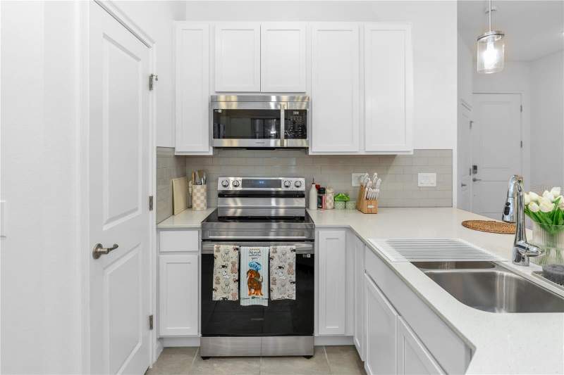 5 bedroom Townhouse at 10340 Ebb Tide Lane, Paradiso Grande Ph 4, Orlando — photo 5