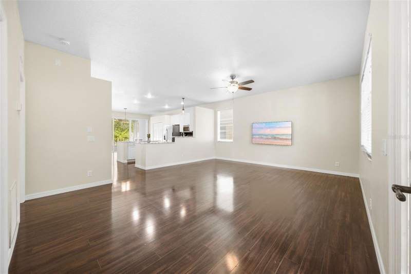 3 bedroom Single Family Residence at 5964 48th Street, Silverlake, Bradenton — photo 3