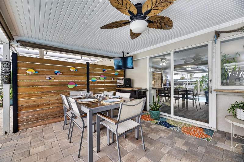 3 bedroom Single Family Residence at 6510 Solitaire Palm Way, Sabal Key Unit 2, Apollo Beach — photo 4
