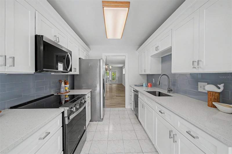 2 bedroom Condominium at 144 Boca Ciega Point Boulevard, Boca Ciega Point East, St Petersburg — photo 3
